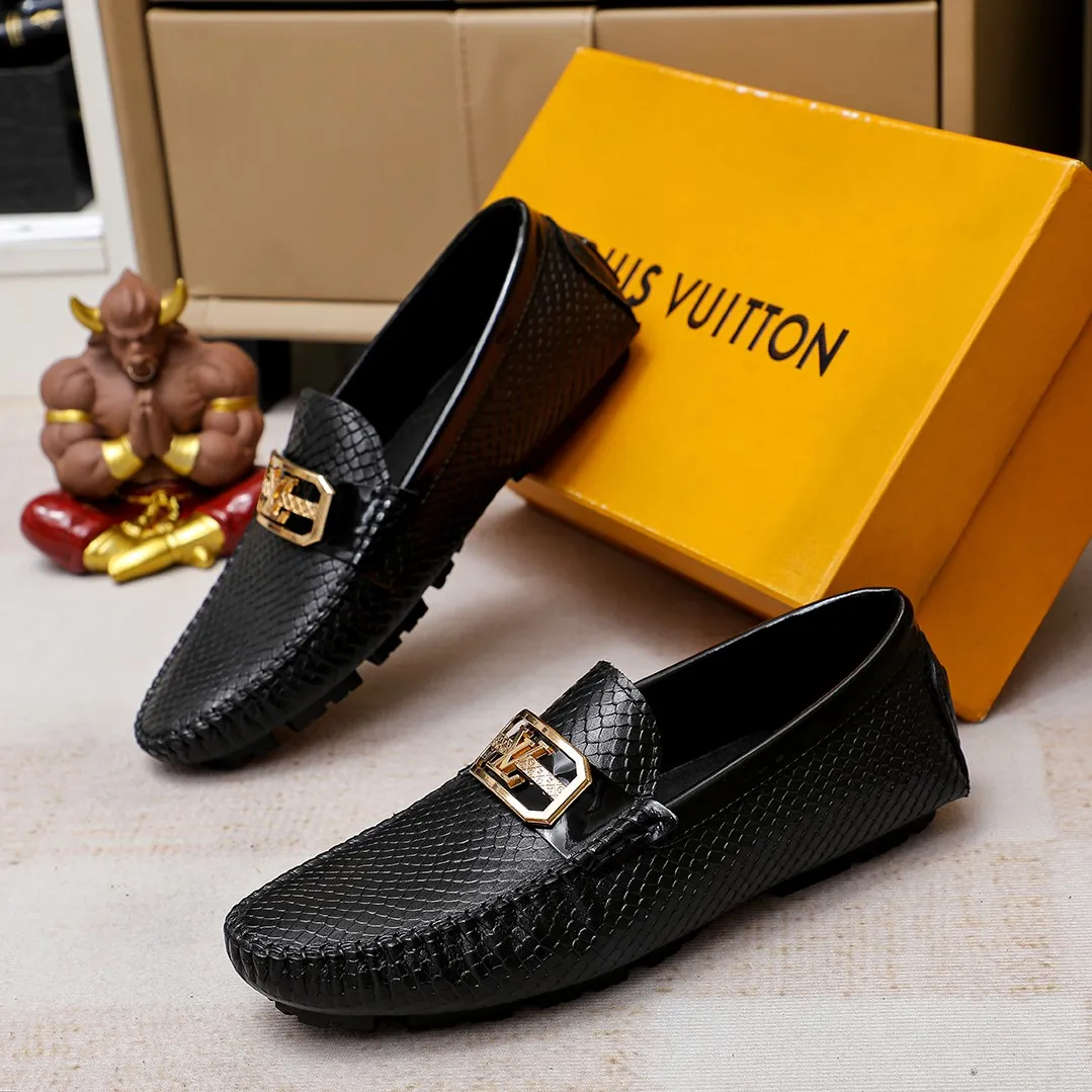 Men's shoes 💰360 💰 LV Louis Vuitton's top-quality Peaches men's shoes 💯Original copy of the official website, the upper is made of imported official website 1:1 material ❌Italian 🇮🇹 cowhide surface, imported pigskin lining. It’s definitely not made with ordinary craftsmanship, it’s the model used by celebrities! The factory’s craftsmanship is designed to create the most perfect shoes for trendy men! Colors available! 38-45 yards